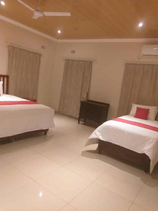 מפלי ויקטוריה Pillacol Guest House מראה חיצוני תמונה